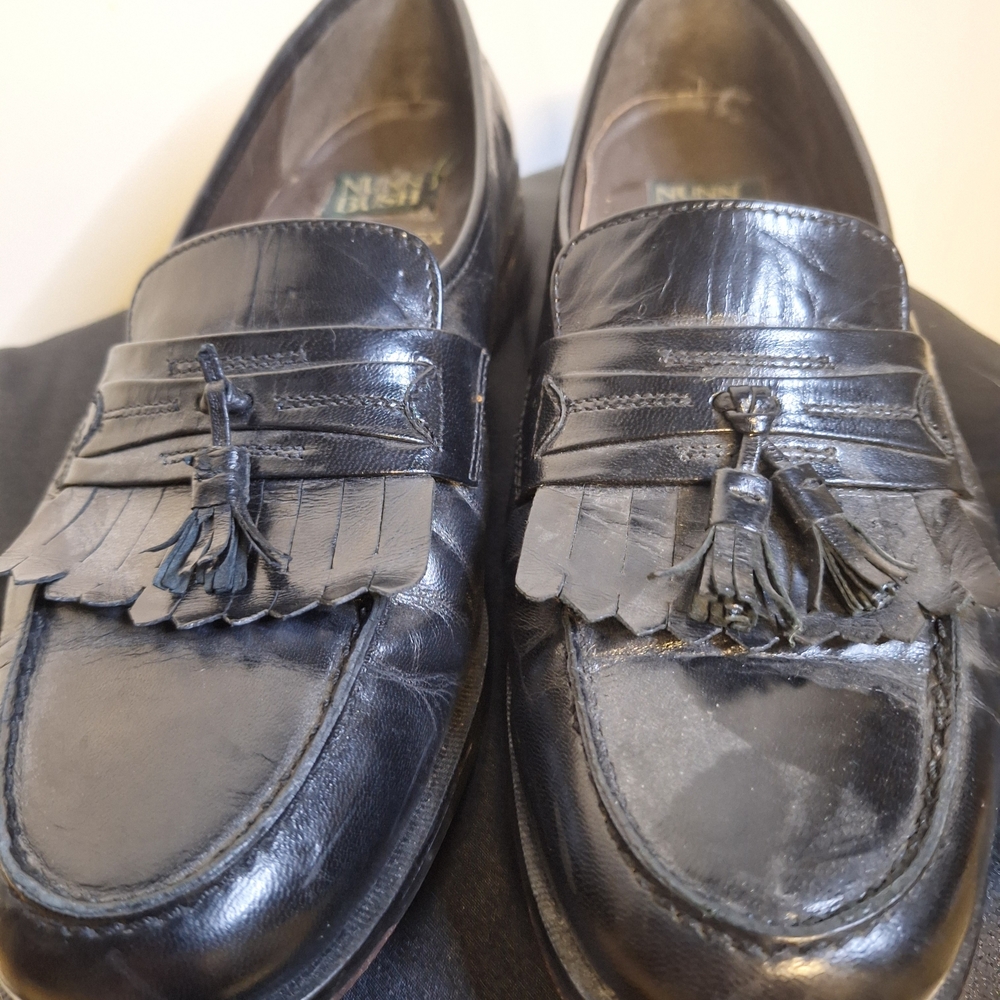 Nunn Bush Classic Black Leather Tassel Loafers Size 9.5 Med - Picture 2 of 5